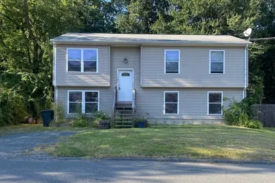 25 Laurel St 1