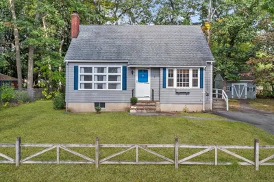 42 Dudley Rd 1