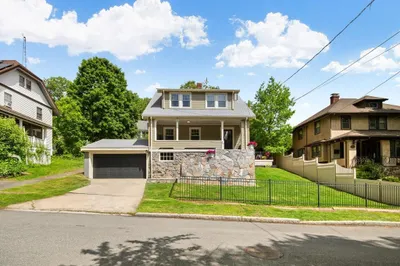 27 Fellsmere Rd 1