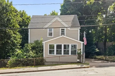47 Howard St