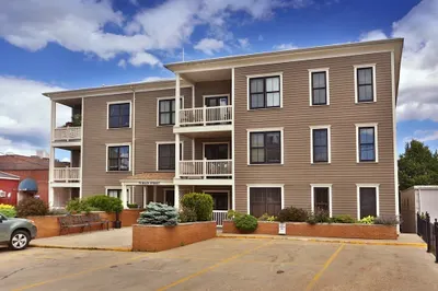 75 Main St #205