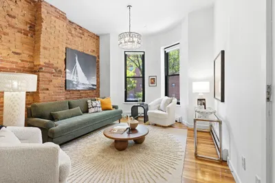370 Columbus Ave #2 1