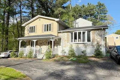 425 High St
