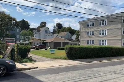 0 Averton St
