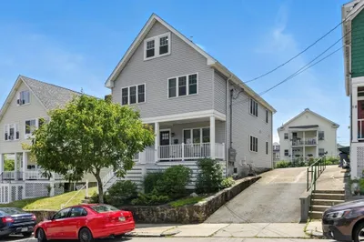 6-8 Brooksdale Rd #6