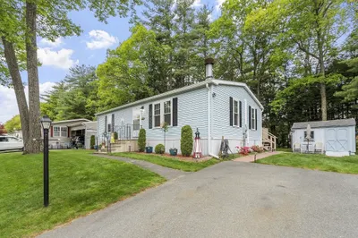 139 Millers River Dr 1