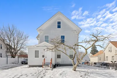 34 Clapp St 1