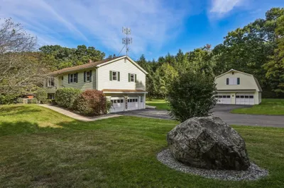 10 Nowak Avenue 1