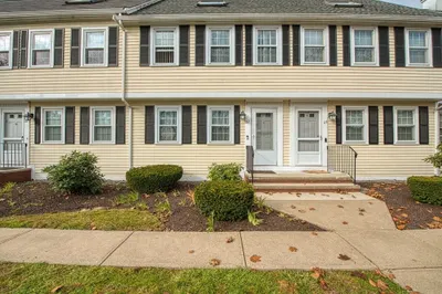 453 Turnpike St #22