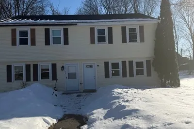 23 Bentley Cir #23 1