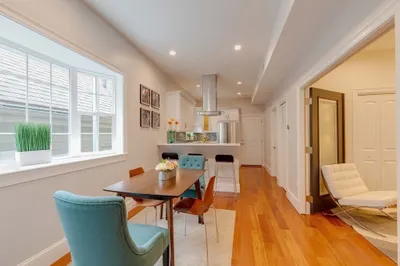 42 West Eagle St #2
