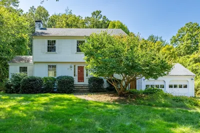 4 Meadowbrook Rd 1