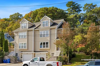 1255 Main Street #1
