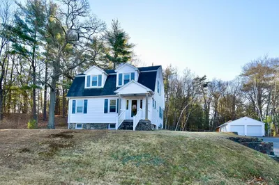 2703 Boston Road