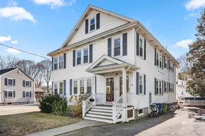 86 Auburn St #2
