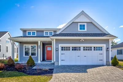 11 Sophia Dr