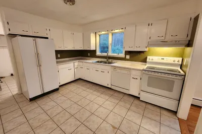 17 Diamond Hill Rd #1