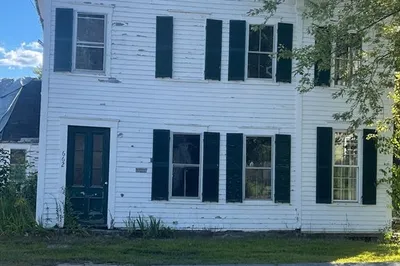 662 Main St 1