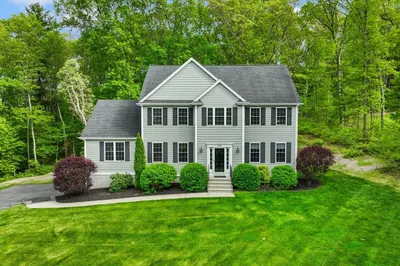 105 Louise Dr 1