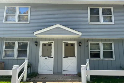 250 West St #22