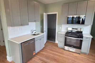 89 Mora St #3 1
