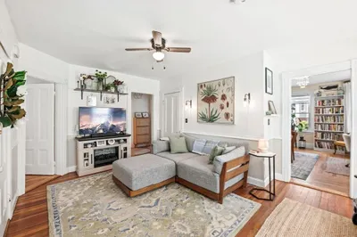 20 Willow Ave #1 1