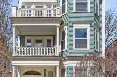 27 Ellery Street #3
