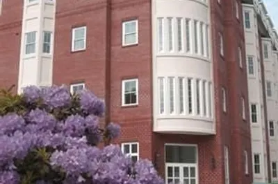 120 Wyllis Ave #311 1