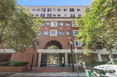 20 Webster St #603