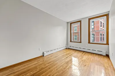 97 Prince St #3 1