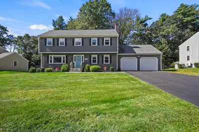 9 Thaddeus Mason Road 1
