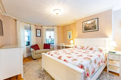 21 E. Concord St #1