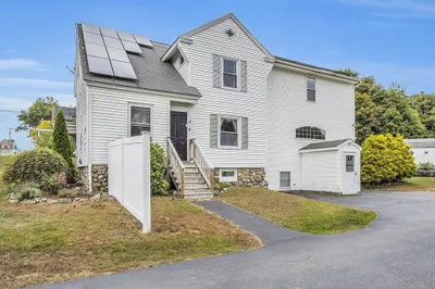 31 Maple Ave
