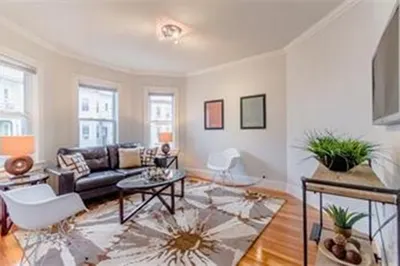 12 Taft St #3 1