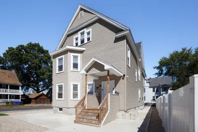 877 Belmont Ave