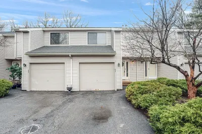 55 Samuel Dr #55