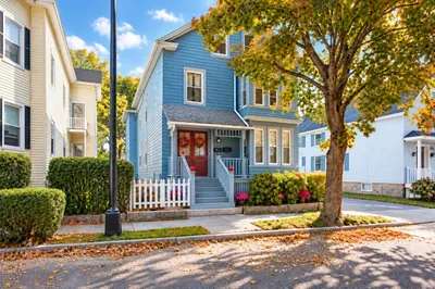 76 Atlantic St 1