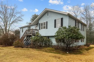 40 Hargrave Avenue 1