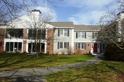 21 Highview Dr #21