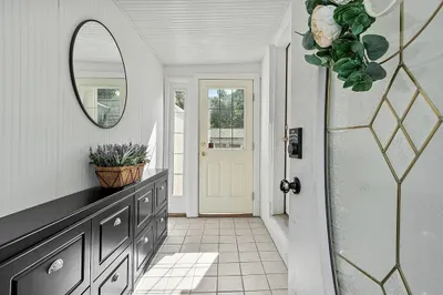 339 Saint Joseph Ave 1