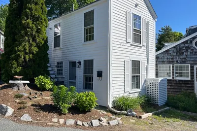 2 Highland St #1 1