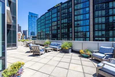 3 Avery St #906 1