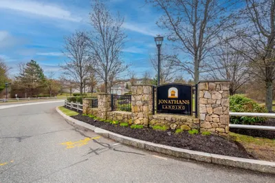 414 John Mahar Hwy #A409 1