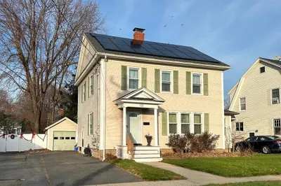 132 Maple Rd
