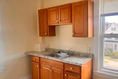 137 Euclid Avenue #3 1