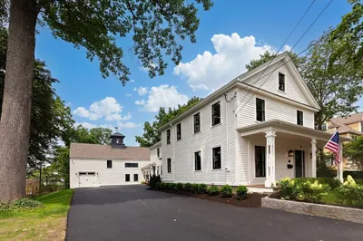 60 Elm Street 1