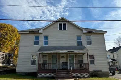 42 Brown St