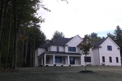 Lot 8 Pond View 1