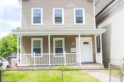 21 Alpine St #2 1