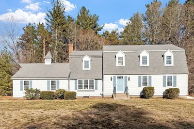 16 Minehan Ln 1